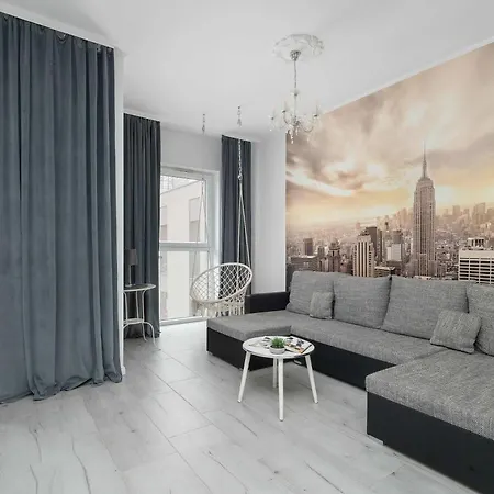 Apartment Jasny Apartament Z Balkonem Lodz Kilinskiego 121A By Heyrent Lodz